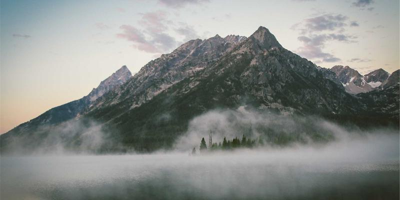 从个人博客到社区实践：基于MYLZH与Deno的下一代后端运行时安全与效率解析